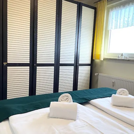 Apartament Strandhochhaus J12