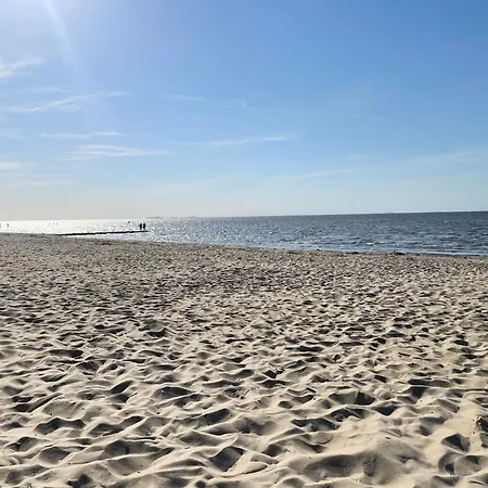 Strandhochhaus J12 شقة *